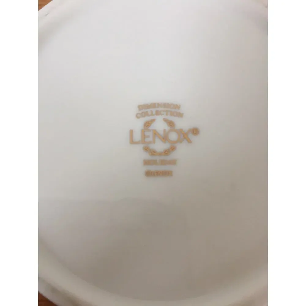 Vtg Lenox Dimension Collection Holiday Cream Gold Rimmed Holly Christmas Vase